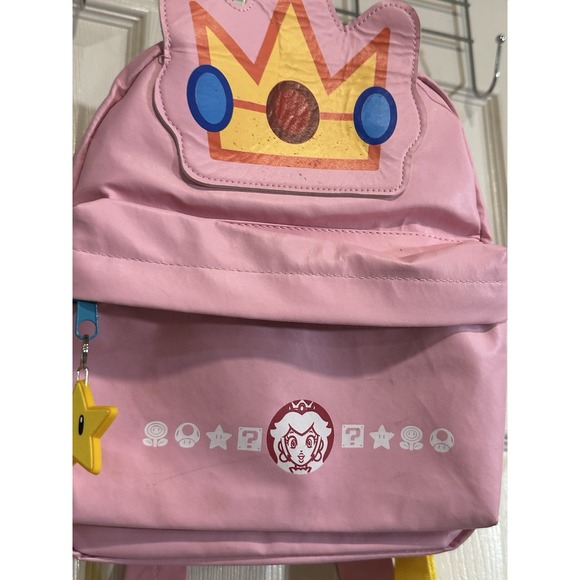 Princess Peach Mini Backpack - Picture 4 of 8
